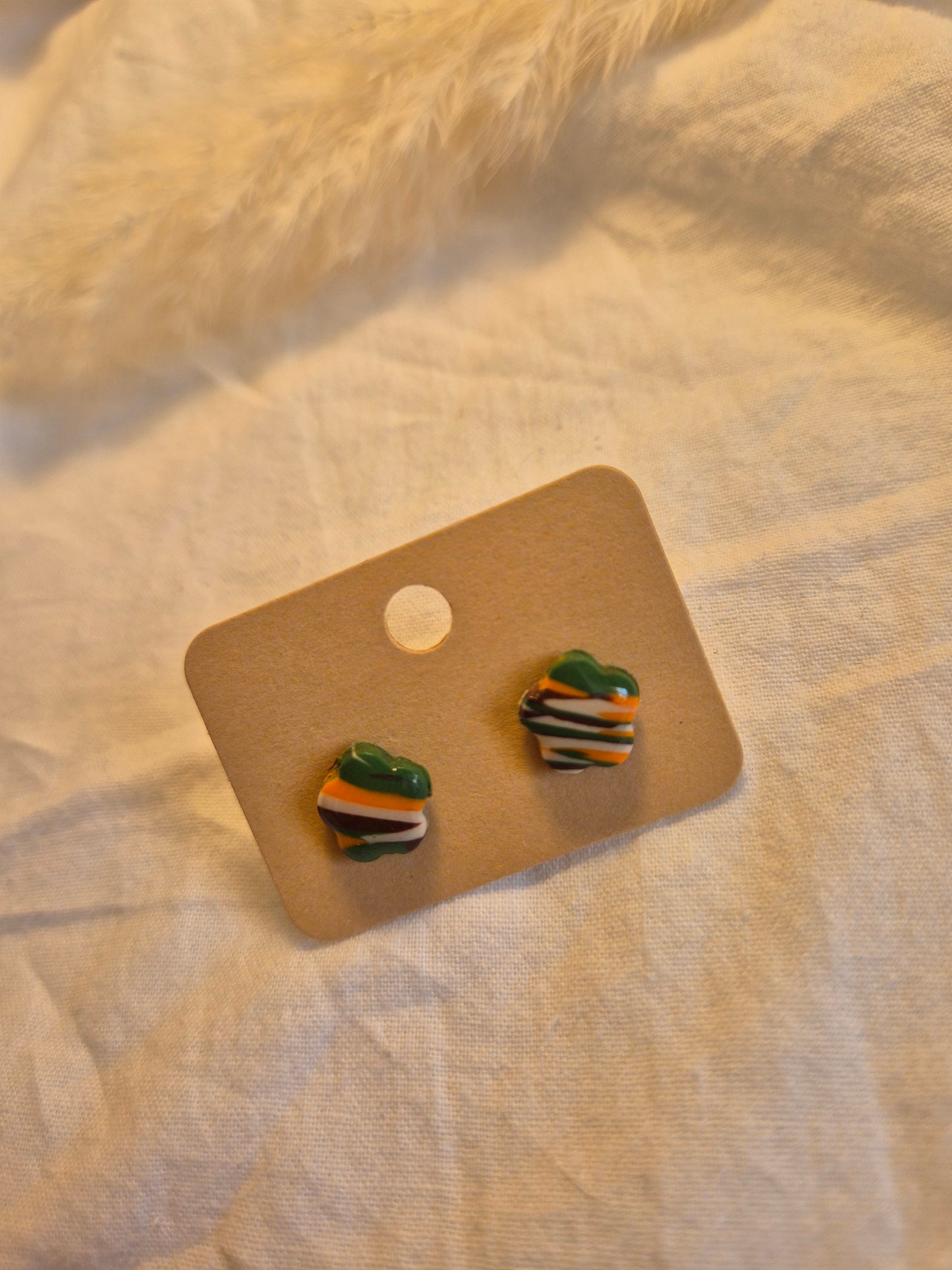 Boucle d'oreille 1cm