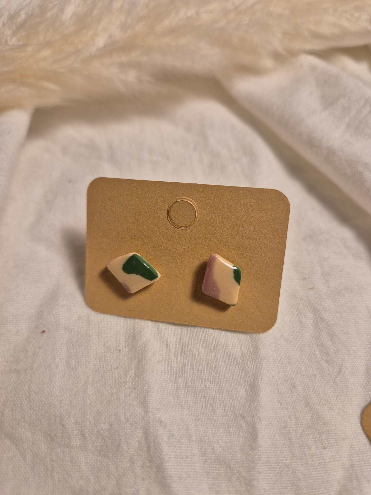 Boucle d'oreille 1cm