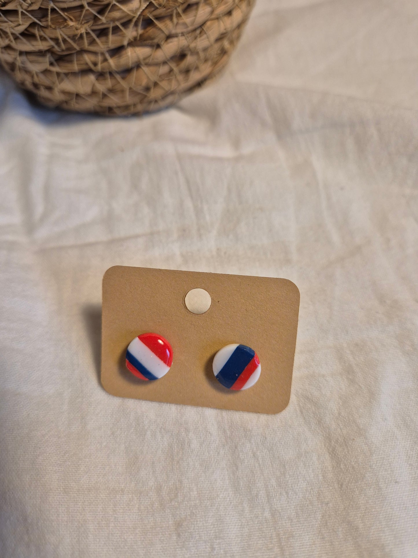 Boucle d'oreille 1cm