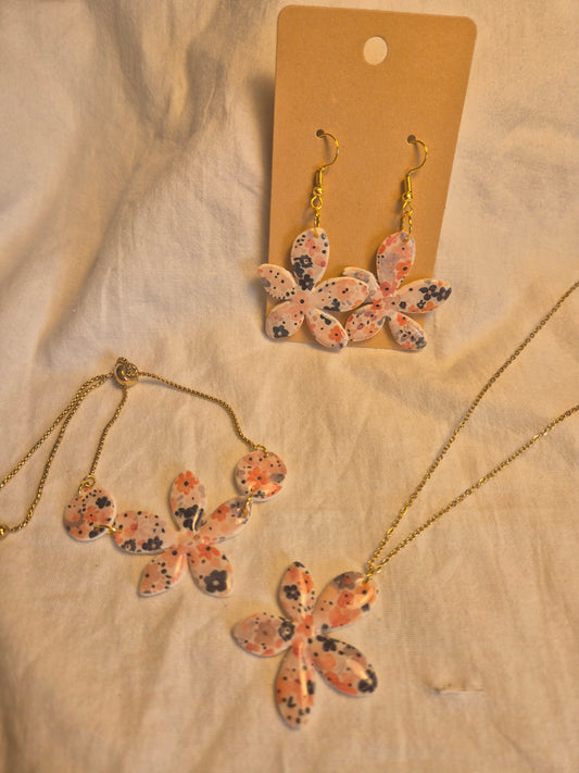 Parure boucle d'oreille 6cm, collier, bracelet