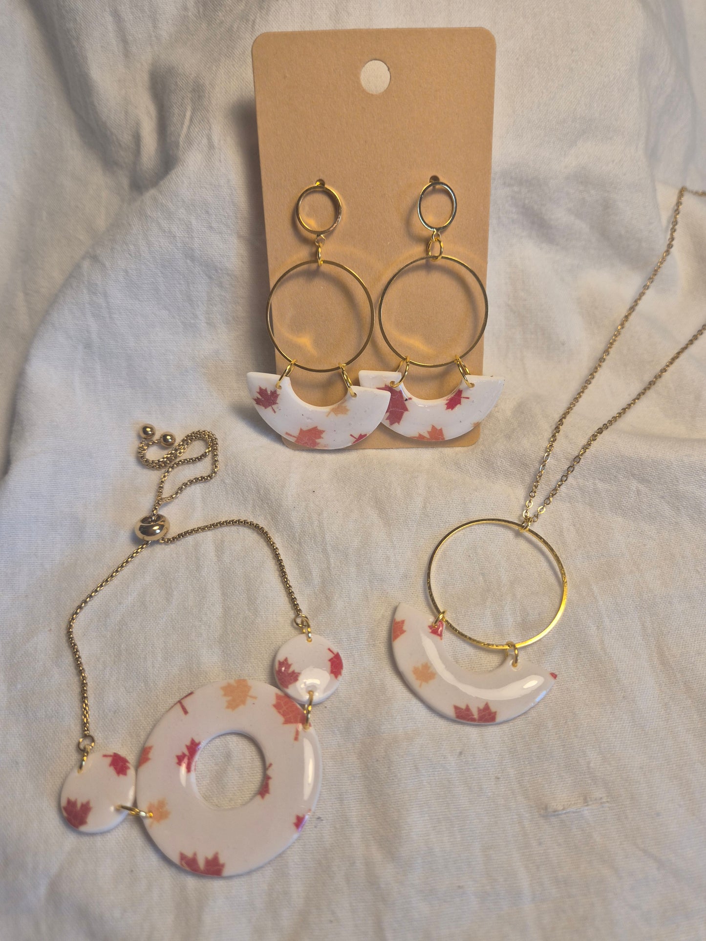 Parure boucle d'oreille 6cm,collier, bracelet