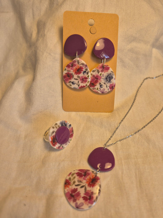 Parure boucle d'oreille 5cm, collier, bague