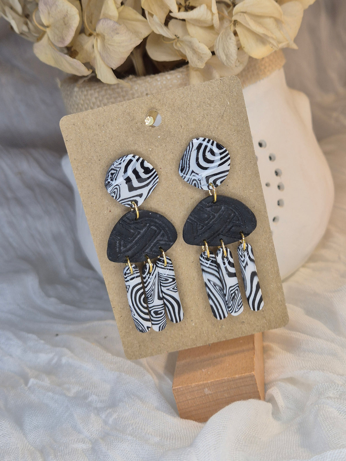 Boucle d'oreille 6cm