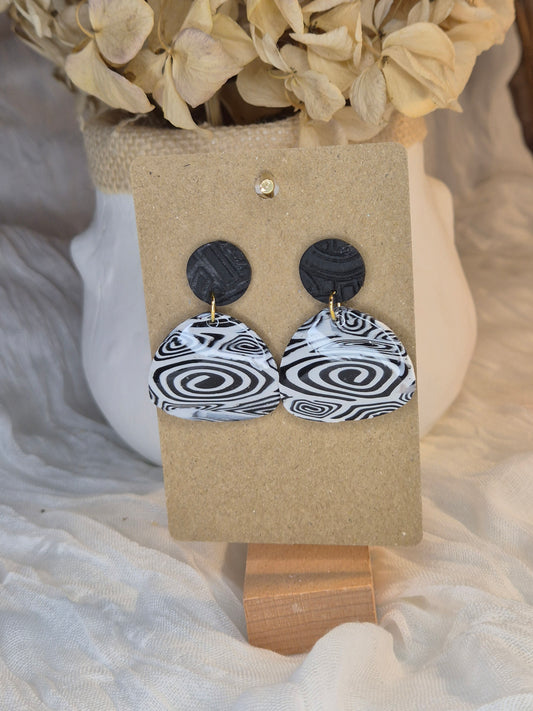 Boucle d'oreille 4cm