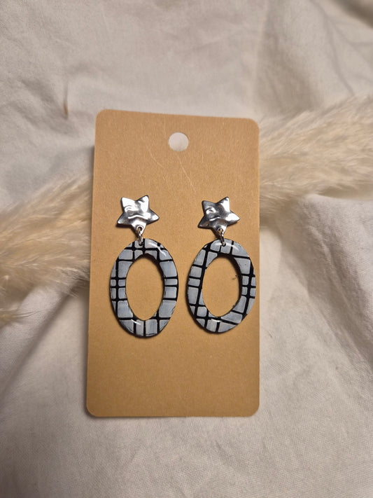 Boucle d'oreille 4cm